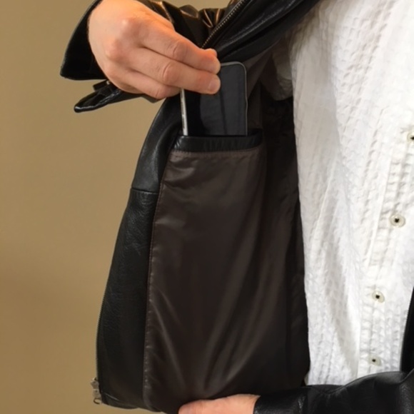 Banana Republic Leather Bomber Jacket - Picture 4 of 8